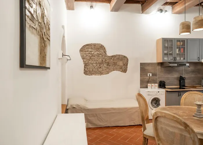 Domus Capocci - Rione Monti